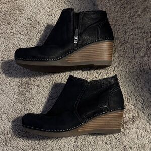 Dansko Susan Bootie Suede Black Size 41